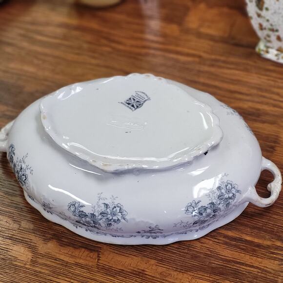 Antique Vegetable Dish by JH Weatherby Sons, Semi-porcelain Trentham Blue China - Picture 10 of 10